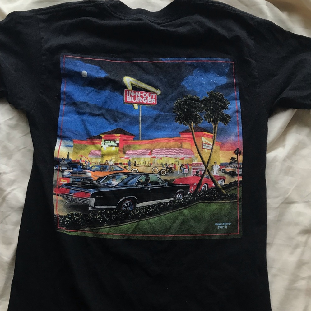 INN N OUT graphic skater tee